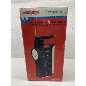 Windsor The Protector AMFM Dual Flashlight Siren Radio Battery Powered # FL-100